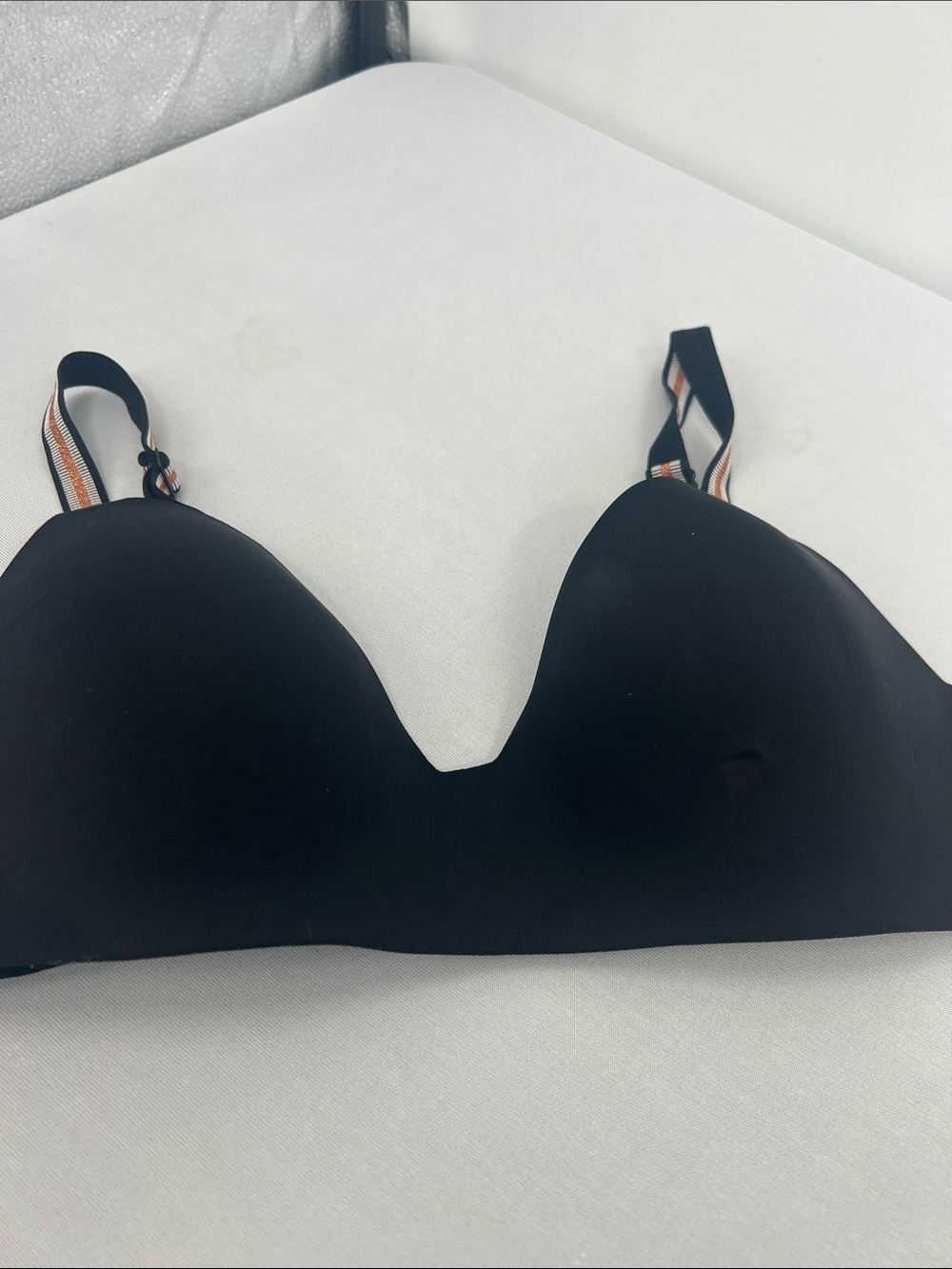 Victoria's Secret wireless T-Shirt Bra - bundle - Picture 7 of 7